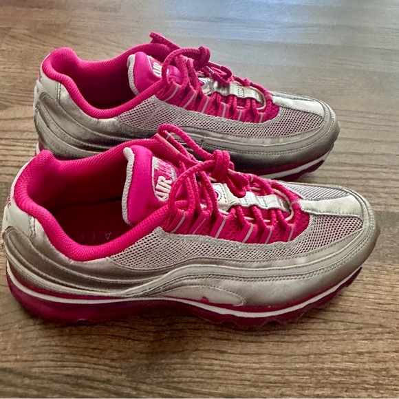 Women’s Pink & Silver Nike Air Max 24-7 Size 9.5 - Picture 3 of 12